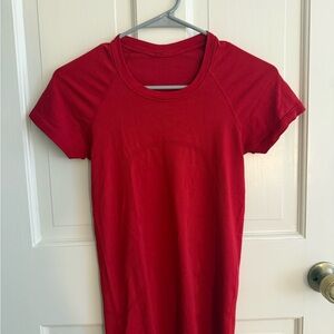 Lululemon Swiftly Tech Short Sleeve